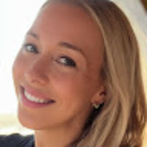 Meet your Posher, Hillary